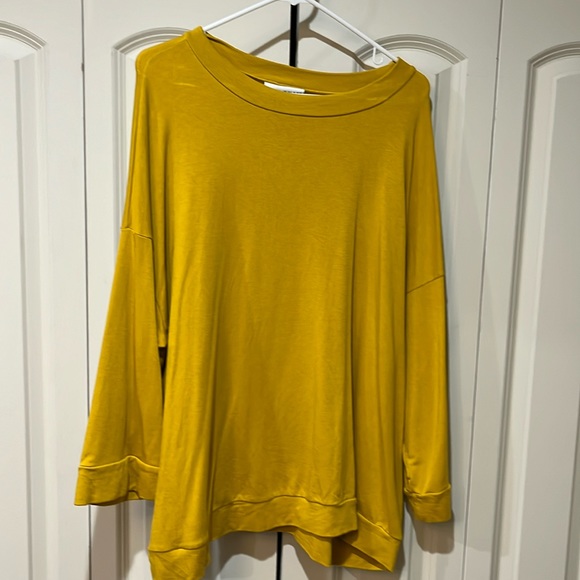 Bryn Walker size medium box top in yellow gold - Picture 1 of 2